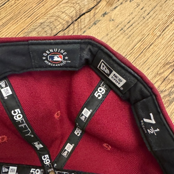 Preowned Atlanta Braves New Era 59Fifty Cardinal White Fitted Ball Cap Hat - Picture 5 of 5